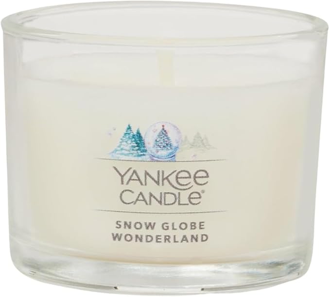 Yankee Candle Signature Votive Mini Candle Jar, Snow Globe Wonderland Scent, Natural Soy Wax Blend Candle with Natural Fiber Wick, 1.3 OZ Glass Jar (Pack of 4)