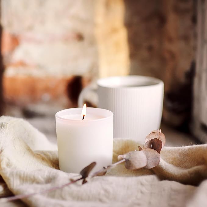 SHOWIN 8 OZ Thick Candle Jars for Making Candles 15 Pcs, White Empty Jars with Wood Lids for Candle Making, Sample Container,Matte White