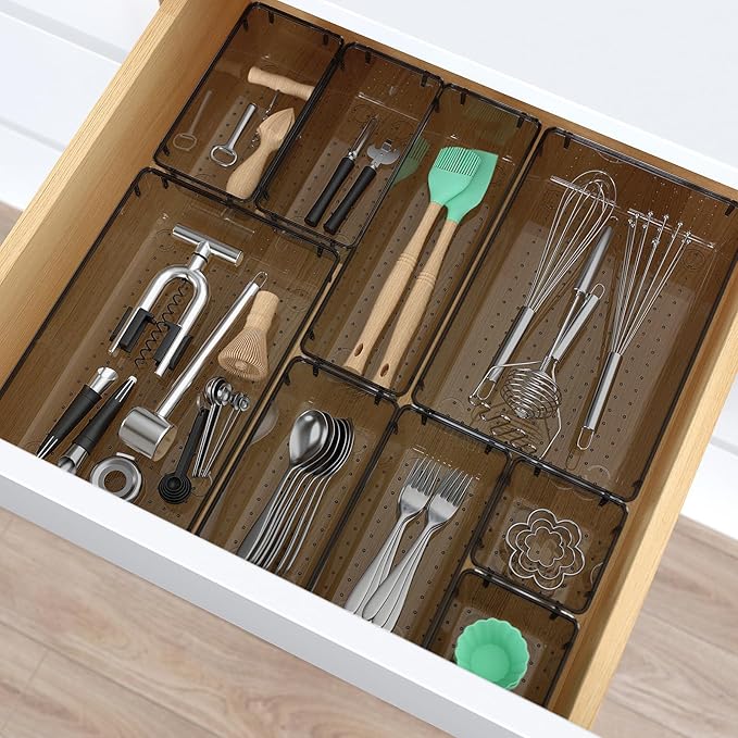 StorMiracle 28 PCS Clear Plastic Drawer Organizers Set, 4 Size Desk Drawer Organizer Trays for Makeup, Jewelry, Kitchen Utensils, Gadgets and Office Accessories, Black